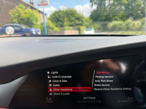 Alfa Romeo Giulia 2.0 Giulia Veloce TB Auto 4dr 20