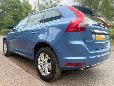 Volvo XC60 2.4 XC60 SE Nav D4 AWD 4WD 5dr 11