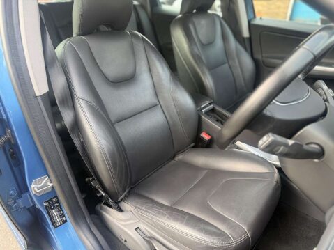 Volvo XC60 2.4 XC60 SE Nav D4 AWD 4WD 5dr 5