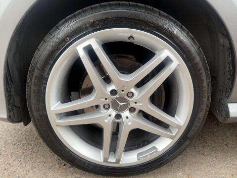 Mercedes-Benz GLE 2.1 GLE 250 D 4Matic AMG Line Auto 4WD 5dr 25