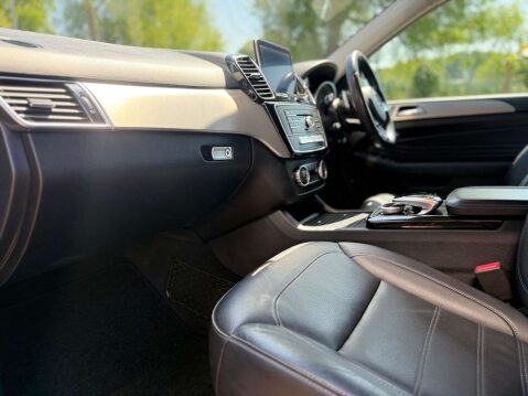 Mercedes-Benz GLE 2.1 GLE 250 D 4Matic AMG Line Auto 4WD 5dr 9