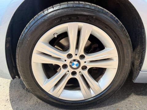 BMW 3 Series 2.0 320I Sport 4dr 29