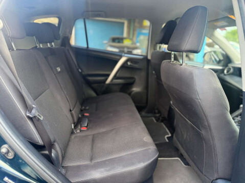Toyota Rav4 2.5 RAV4 Icon Tech TSS HEV 4x2 CVT 5dr 9