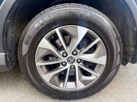 Toyota Rav4 2.5 RAV4 Icon Tech TSS HEV 4x2 CVT 5dr 21