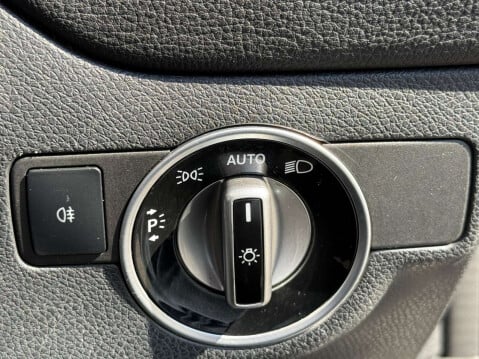 Mercedes-Benz CLA Class 2.1 CLA 220 AMG Sport CDi Auto 4dr 26
