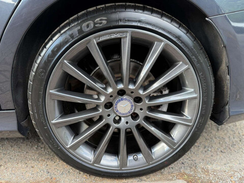 Mercedes-Benz C Class 2.1 C250 D AMG Line Premium+ Auto 5dr 39