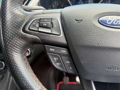 Ford Kuga 1.5 Kuga ST-Line 5dr 23