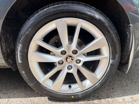 Skoda Octavia 2.0 Octavia SE L TDI Semi-Auto 5dr 31