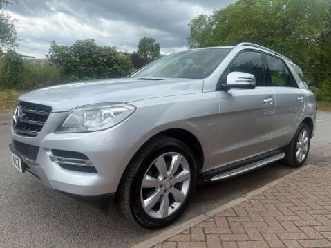 Mercedes-Benz M Class 2.1 ML250 Special Edition Bluetec Auto 4WD 5dr 3