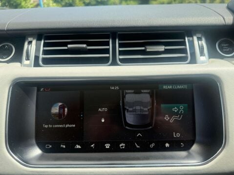 Land Rover Range Rover 4.4 Range Rover Vogue SDV8 Auto 4WD 5dr 21