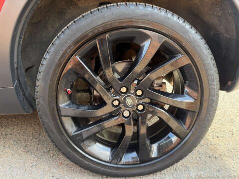 Land Rover Discovery Sport 2.0 Discovery Sport Black HSE TD4 Auto 4WD 5dr 33