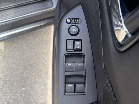 Honda CR-V 2.0 CR-V SE+ Navi i-VTec Auto 4WD 5dr 24