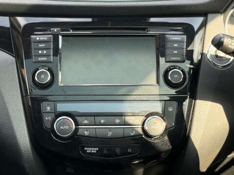 Nissan Qashqai 1.3 Qashqai N-Connecta DiG-T 5dr 7