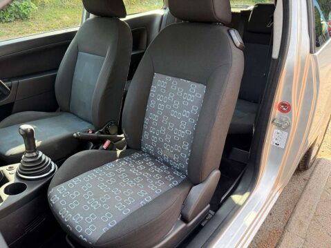 Ford Fiesta 1.2 Fiesta Zetec Climate 3dr 10