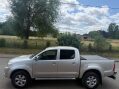 Toyota Hilux 3.0 HI-Luxury Invincible D-4D 4x4 Double Cab Auto 4WD 5dr 19