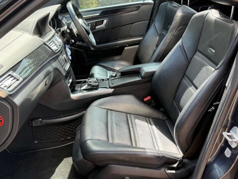Mercedes-Benz E Class 5.5 AMG E63 Auto 4dr 9
