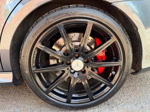 Mercedes-Benz E Class 5.5 AMG E63 Auto 4dr 30