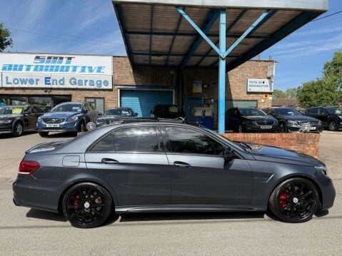 Mercedes-Benz E Class 5.5 AMG E63 Auto 4dr 34