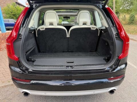 Volvo XC90 2.0 XC90 Momentum Pro D5 PowerPulse AWD Auto 4WD 5dr 14
