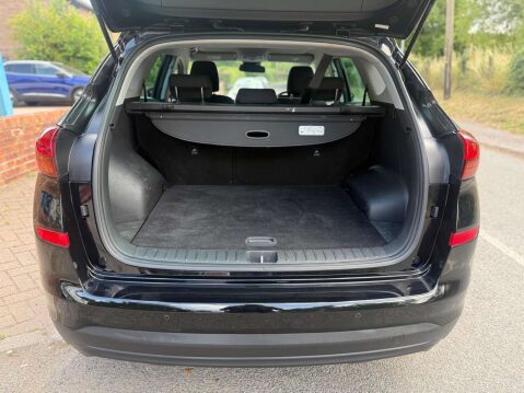 Hyundai TUCSON 1.6 Tucson SE Nav GDi 2WD 5dr 15