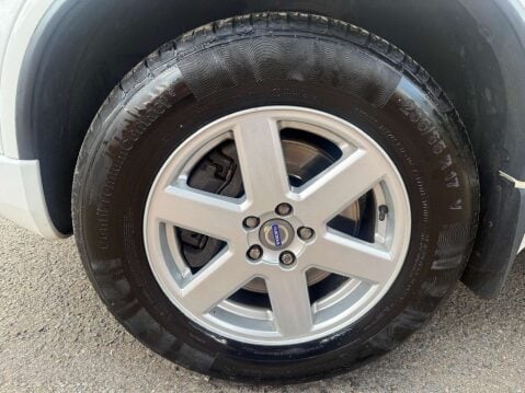 Volvo XC90 2.4 XC90 ES D5 AWD Auto 4WD 5dr 27