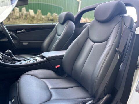 Mercedes-Benz SL Class 3.5 SL350 7G-Tronic 2dr 28
