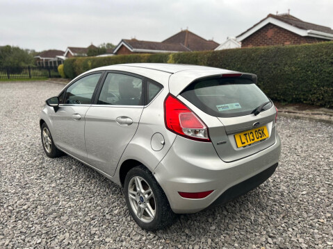 Ford Fiesta 1.5 TDCi Zetec Euro 5 5dr 5