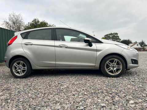 Ford Fiesta 1.5 TDCi Zetec Euro 5 5dr 10