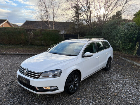 Volkswagen Passat HIGHLINE TDI BLUEMOTION TECHNOLOGY 1