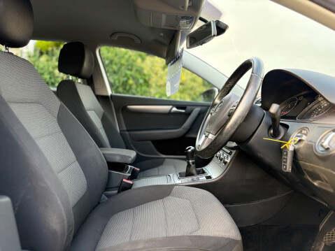 Volkswagen Passat HIGHLINE TDI BLUEMOTION TECHNOLOGY 11