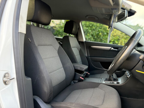 Volkswagen Passat HIGHLINE TDI BLUEMOTION TECHNOLOGY 12