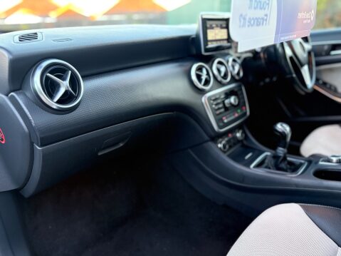 Mercedes-Benz A Class A180 CDI ECO SE 14