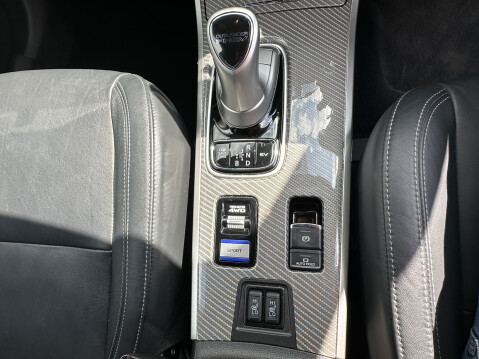 Mitsubishi Outlander PHEV DYNAMIC 36