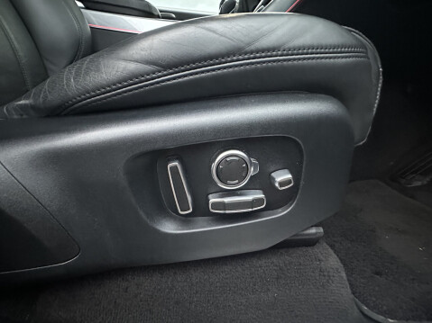 Land Rover Range Rover Sport SDV6 AUTOBIOGRAPHY DYNAMIC 36