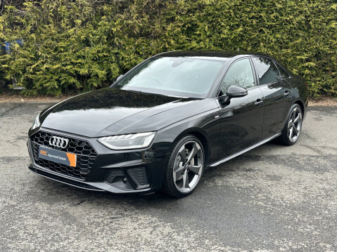 Audi A4 TFSI S LINE BLACK EDITION MHEV 11