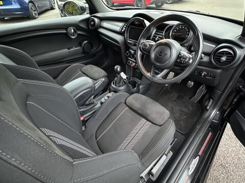 Mini Hatch COOPER SPORT 2
