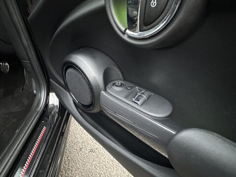 Mini Hatch COOPER SPORT 23