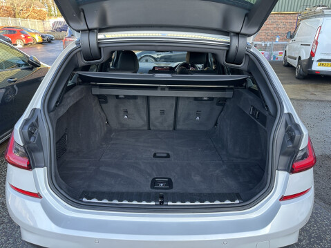 BMW 3 Series 320D M SPORT 23
