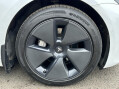 Tesla Model 3 LONG RANGE AWD 16