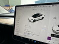 Tesla Model 3 LONG RANGE AWD 27