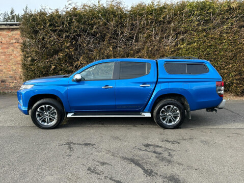 Mitsubishi L200 DI-D BARBARIAN X DCB 8