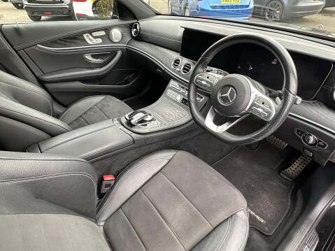 Mercedes-Benz E Class E 400 D 4MATIC AMG LINE 2