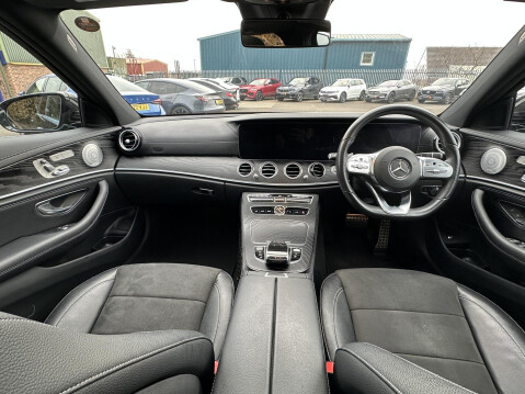Mercedes-Benz E Class E 400 D 4MATIC AMG LINE 25