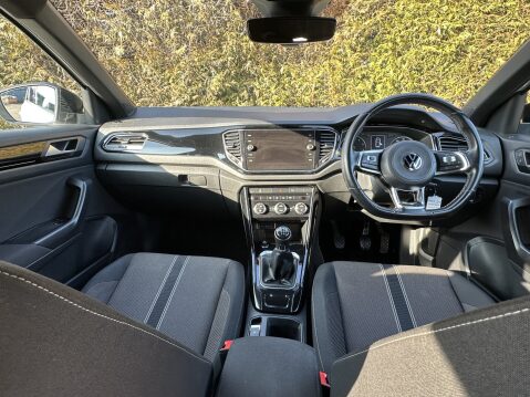 Volkswagen T-Roc BLACK EDITION TSI 23