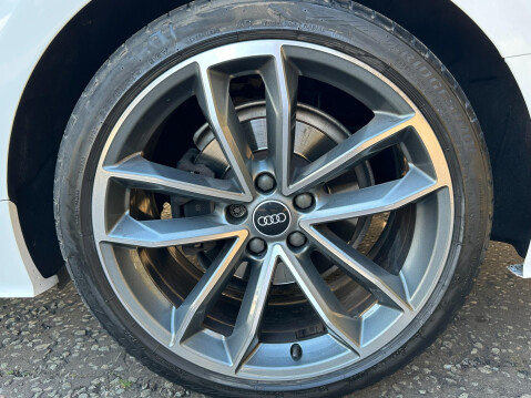 Audi A5 TDI S LINE MHEV 18