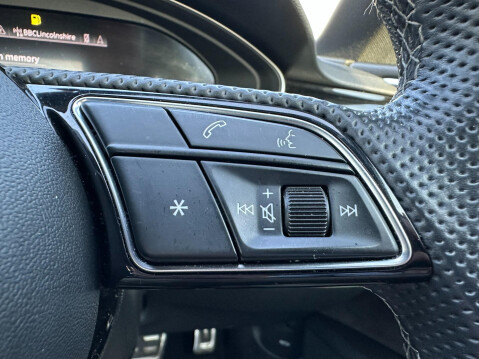 Audi A5 TDI S LINE MHEV 28