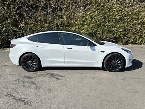 Tesla Model 3 PERFORMANCE AWD 4