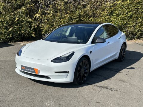 Tesla Model 3 PERFORMANCE AWD 11