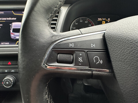 SEAT Leon TSI SE DYNAMIC TECHNOLOGY 27