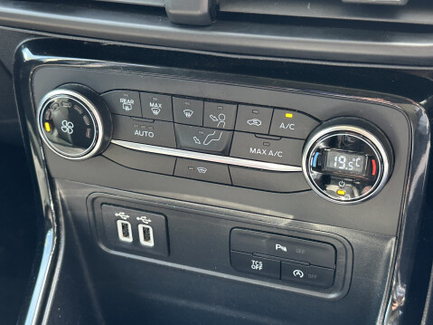 Ford Ecosport ST-LINE 35